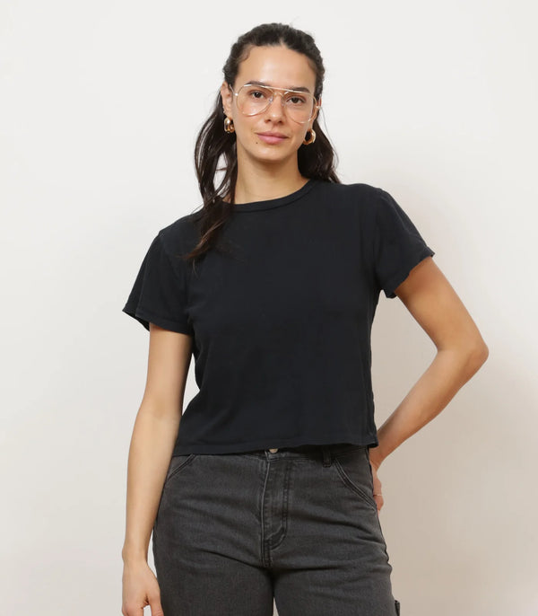 LOUP - Bessette Tee Black