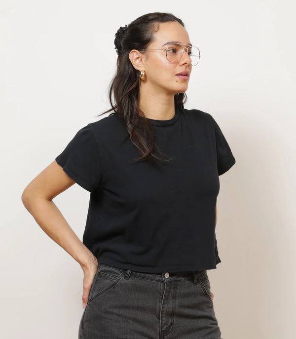 LOUP - Bessette Tee Black