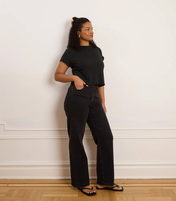 LOUP - Bessette Tee Black