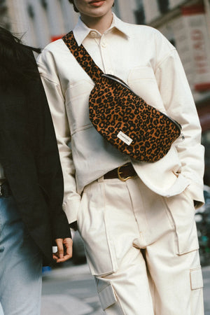 Rivedroite -  Custine XL waist bag Leopard