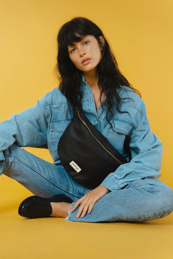 Rivedroite -  Custine XL waist bag Black Waxed