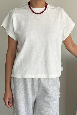 Le Bon Shoppe - Jeanne Tee White