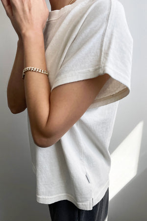 Le Bon Shoppe - Jeanne Tee White