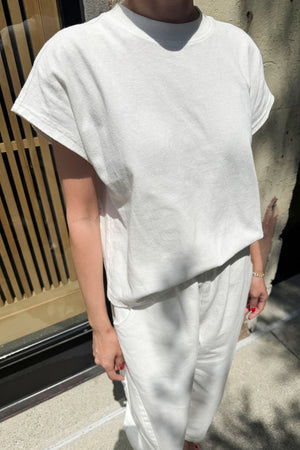 Le Bon Shoppe - Jeanne Tee White