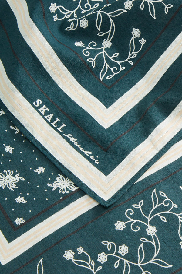 SKALL Studio - Classic Scarf 90x90