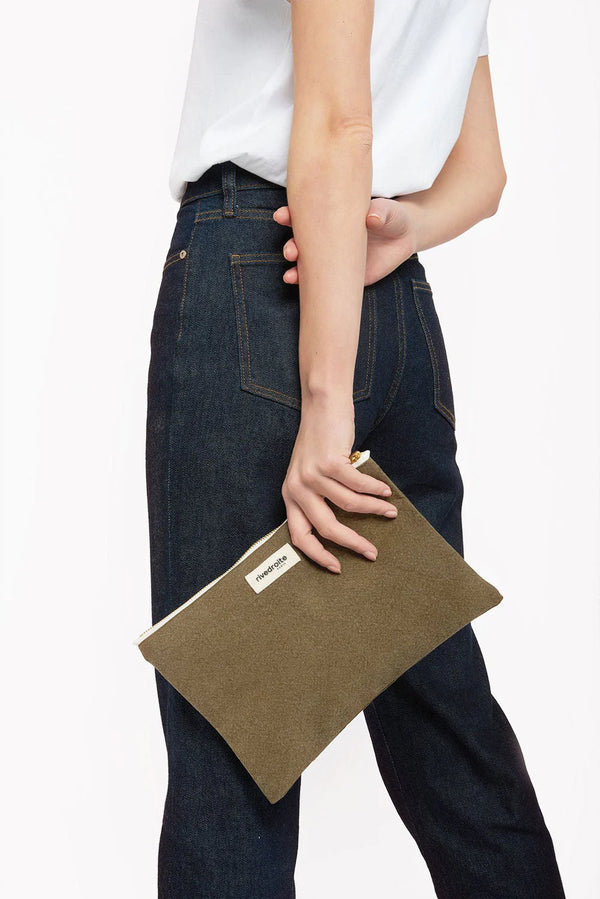 Rivedroite - Barbette the Pouch